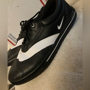 Nike Lunaron golf shoes